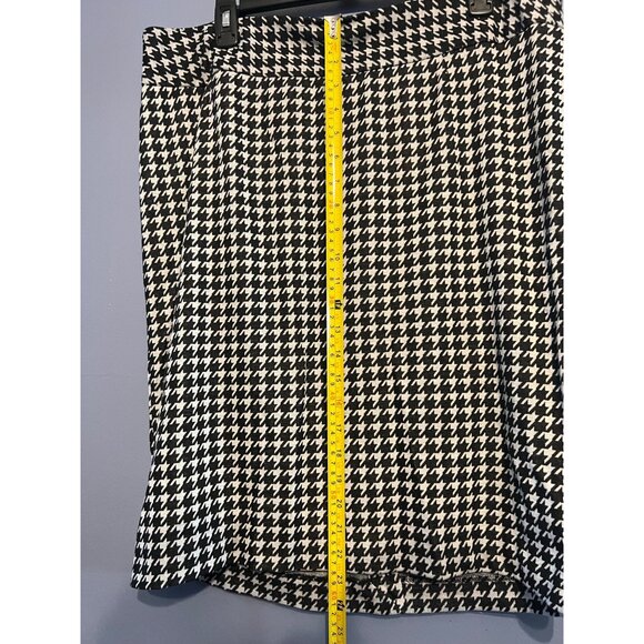 Lane Bryant‎ Mini Skirt Houndstooth Black & White Stretch, Back Zip Size 18 - Picture 3 of 6